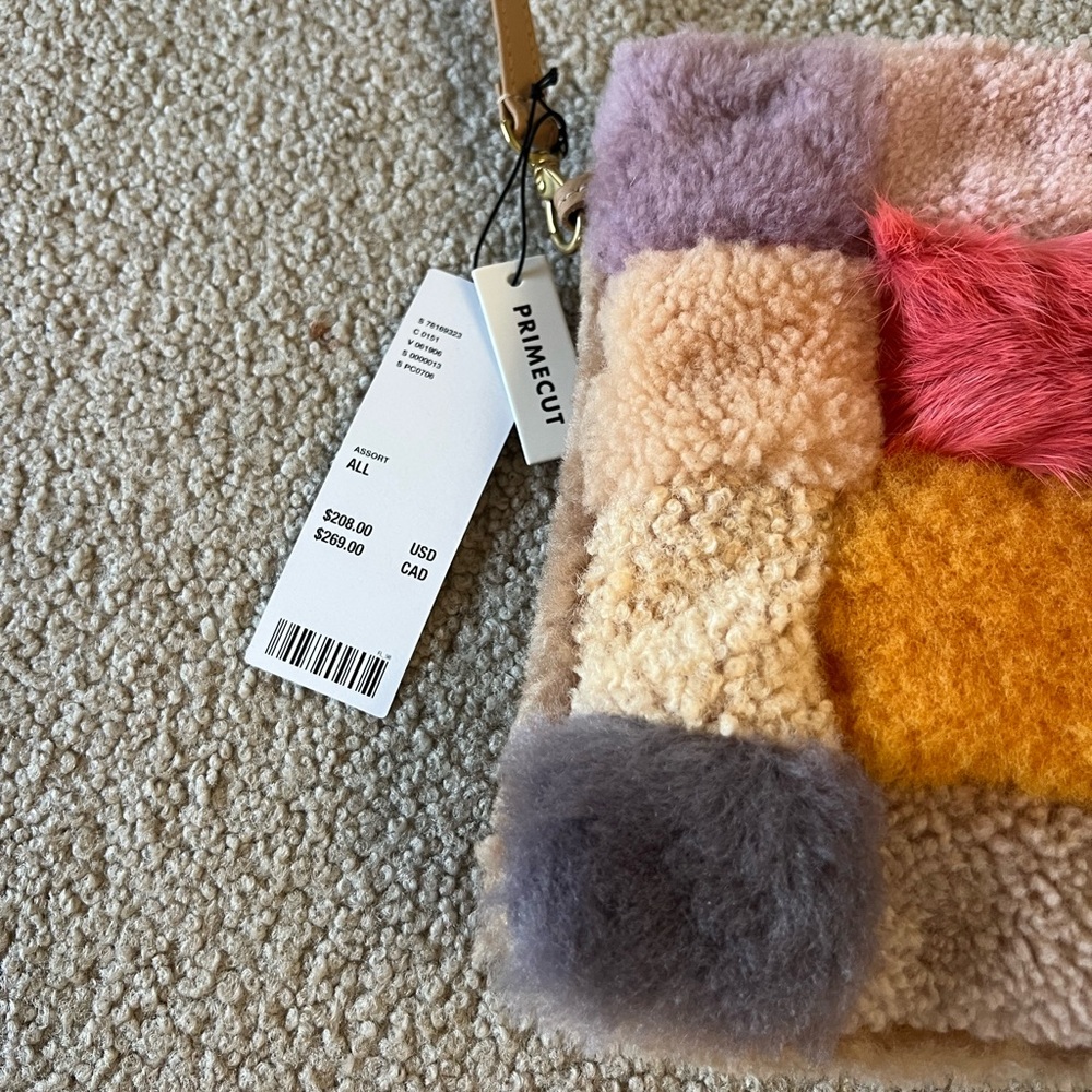 Primecut Patchwork Shearling Multicolor Bag - Picture 3 of 6